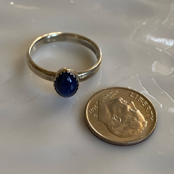 Sterling Silver and Blue Lapis Ring size 7.5 - Picture 8 of 8